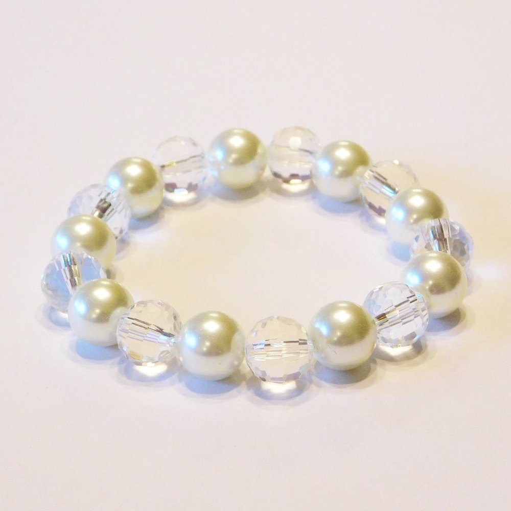 Handmade Faux Pearl & Clear Glass Beaded Stretch Bracelet - 6.5"